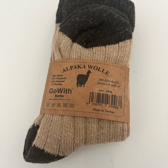 GoWith Alpaca Socks, Set of 2, NWT - Picture 5 of 8